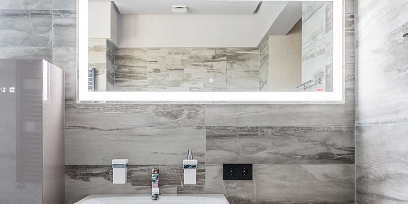 Smart Bathroom Mirror Display