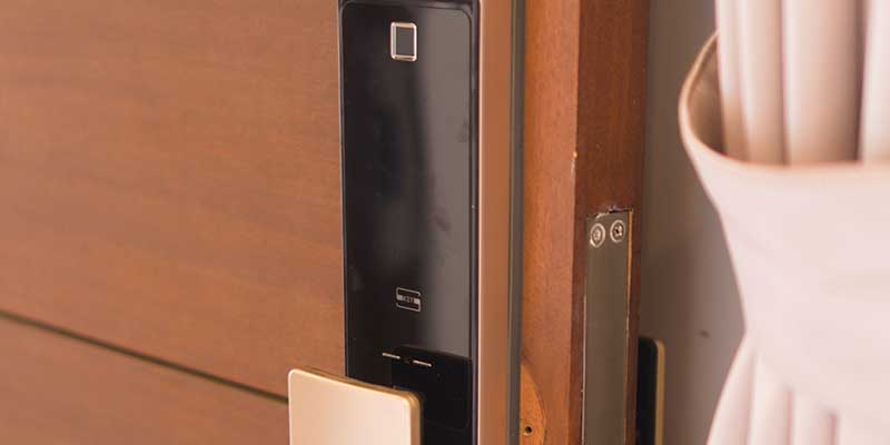 Visual Door Lock Monitor Screen